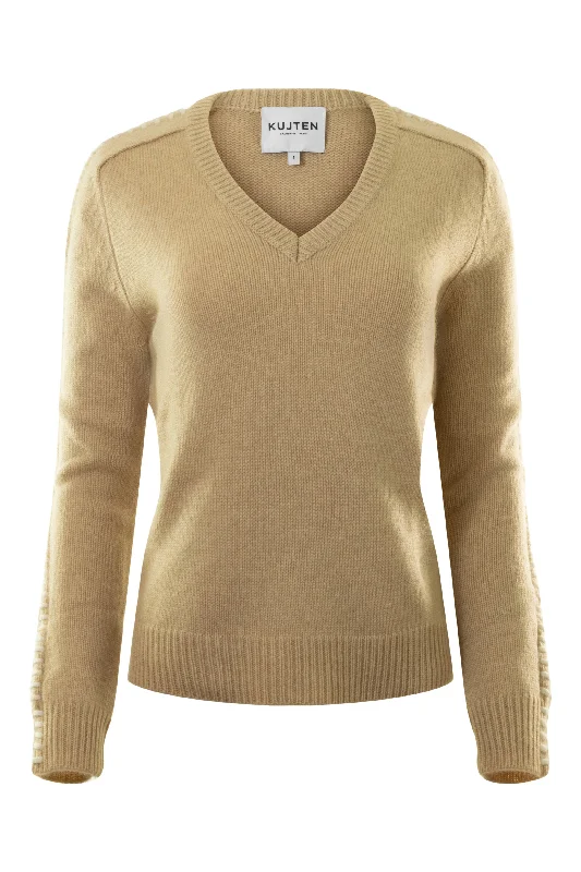 Kujten Namea V-neck Sweater in Organic