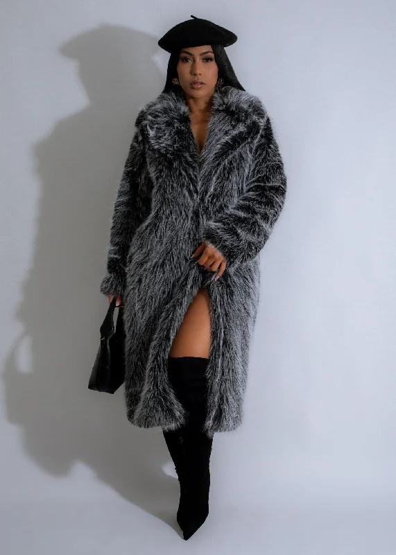 Storm Chic Faux Fur Coat Black