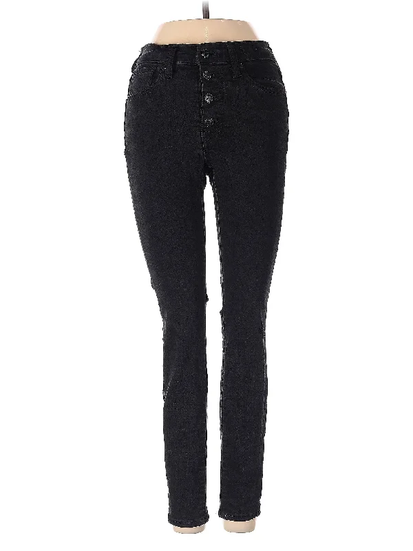 Mid-Rise Skinny Jeans in Dark Wash