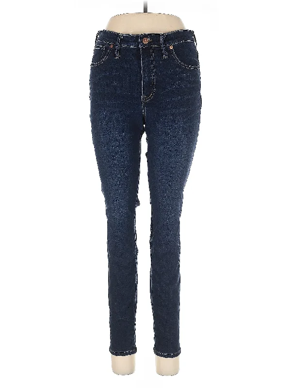 Mid-Rise Skinny Jeans in Dark Wash